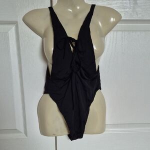 Elegant Black One-Piece Swimsuit With Pouch